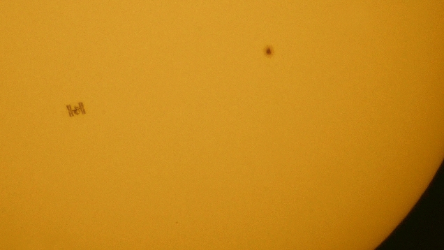 ISS vor der Sonne, by Th Boeckel