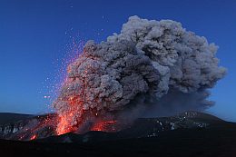 Eyjafjalla Eruption 2010 by M.Rietze
