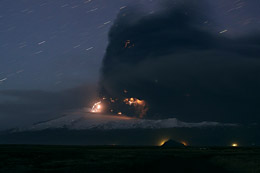 Eyjafoell Eruption 2010 by Thorsten Boeckel