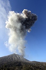 Japan: Volcano Sakurajima, Eruptions